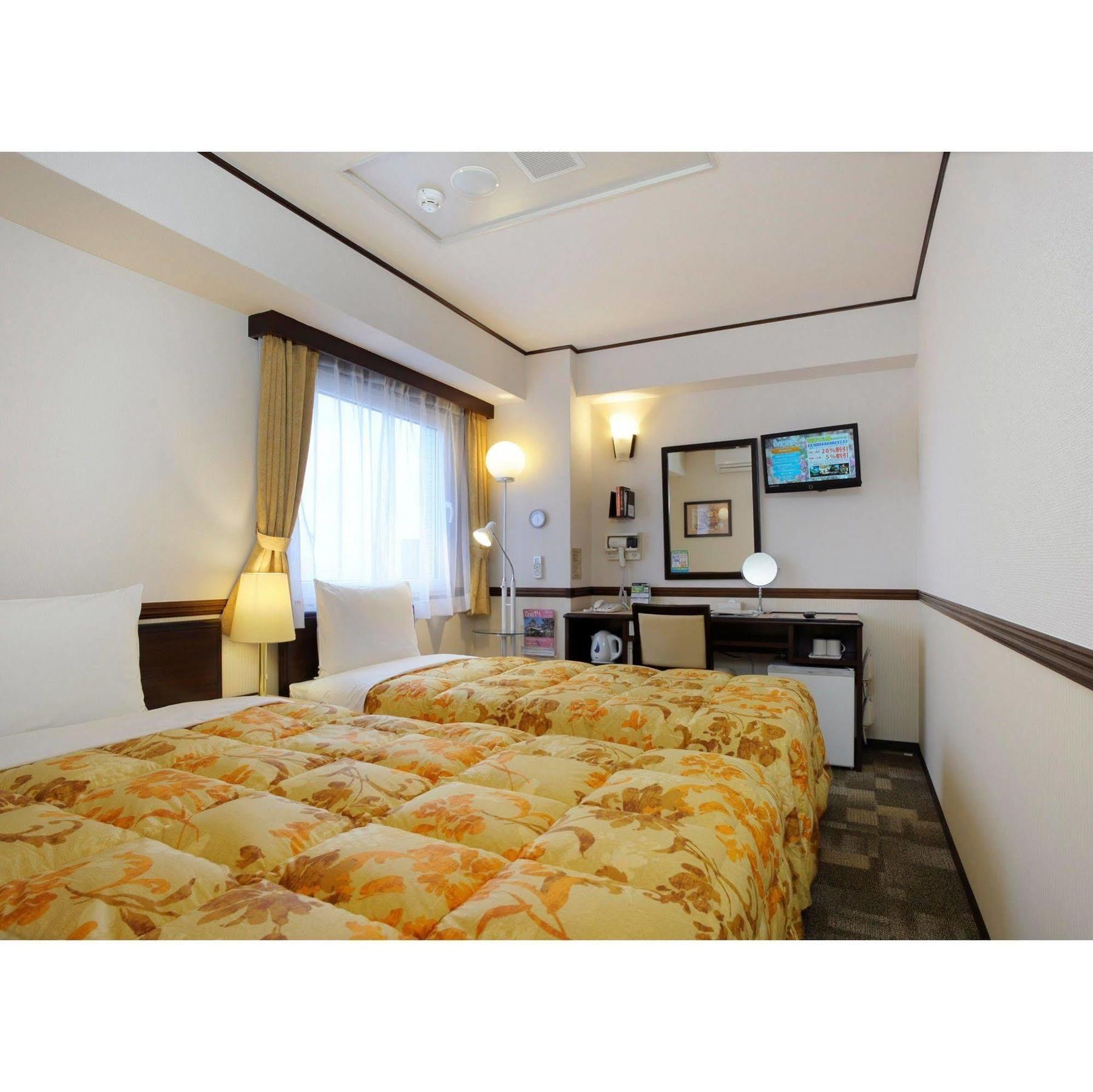 Toyoko Musashi-nakahara Ekimae Hotel 3*